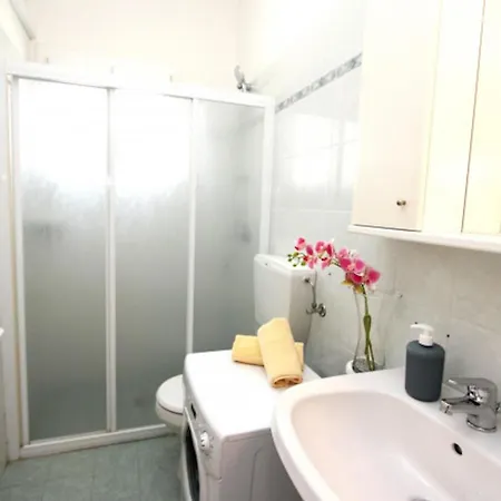 Gorgeous Close To The Sea Апартаменты