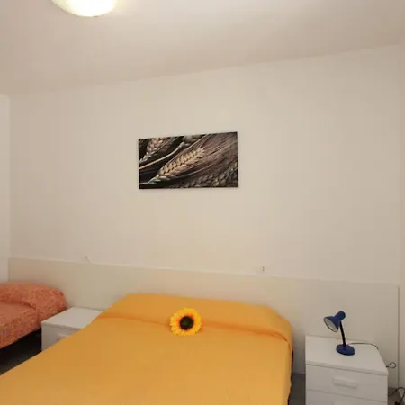 Апартаменты Gorgeous Close To The Sea *