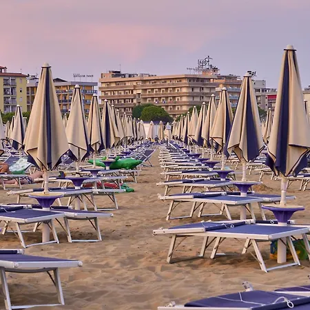 Gorgeous Close To The Sea - By Beahost Apartment *