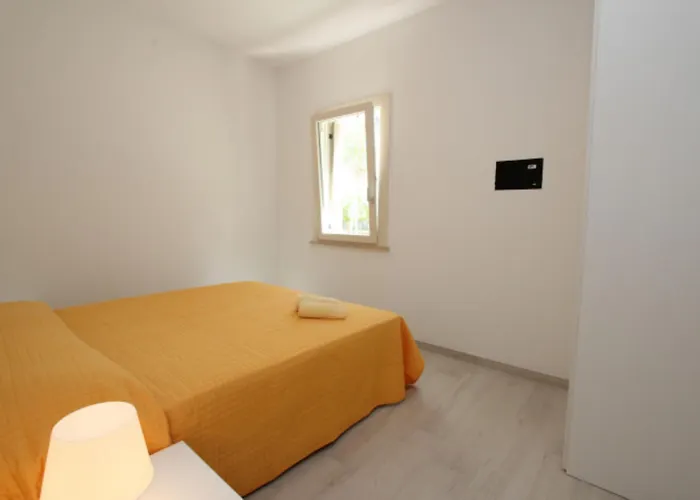 Gorgeous Close To The Sea *